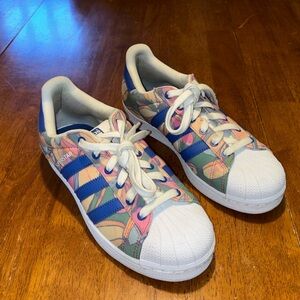 Adidas Superstar Sneakers